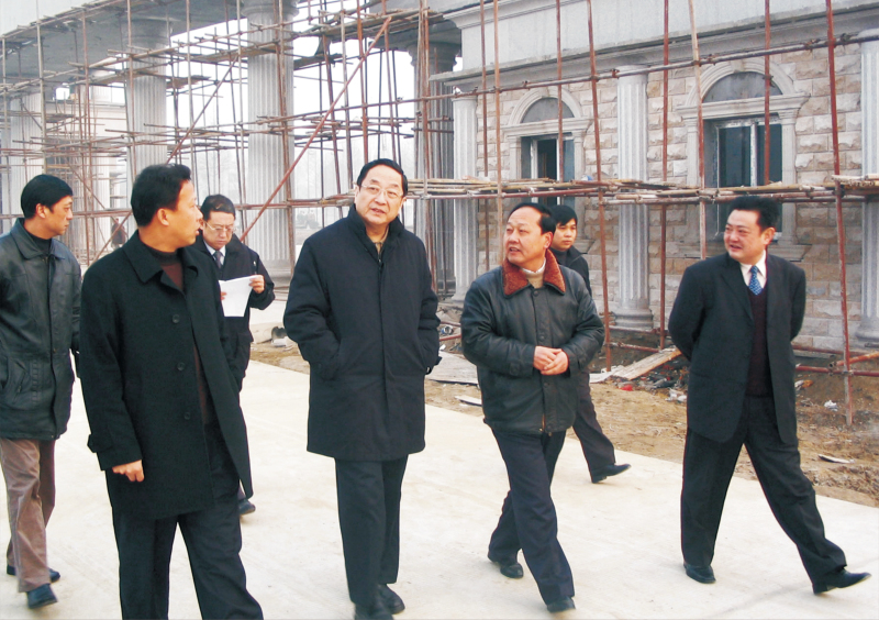 2005年1月14日，中共中央政治局委員、湖北省委書記俞正聲來公司調(diào)研